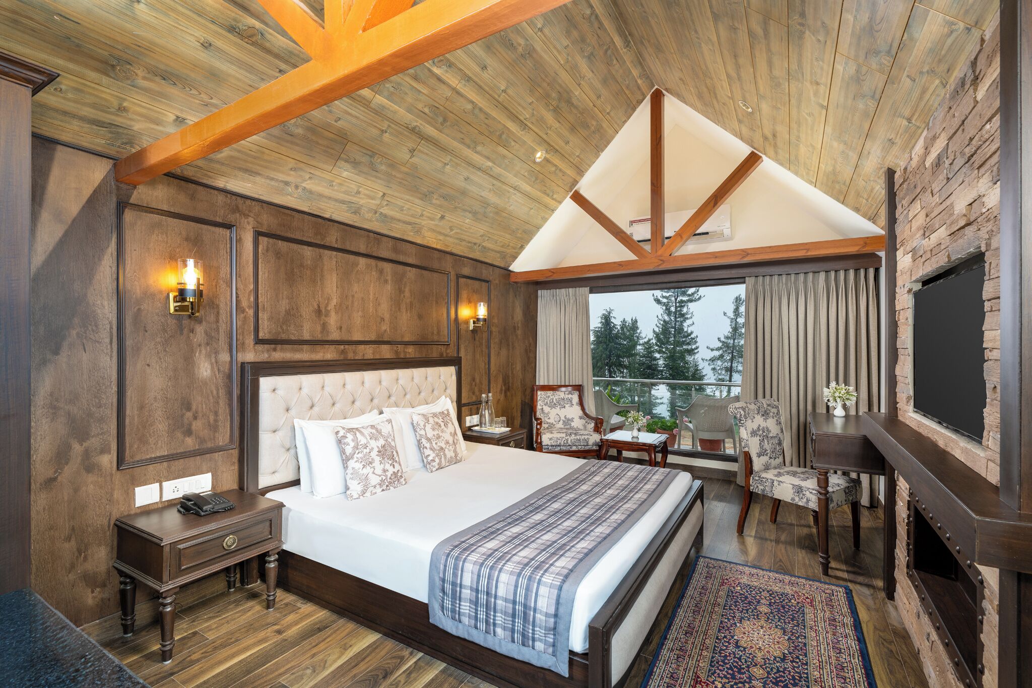 Coffres-forts dans les chambres, bureau, rideaux occultants