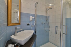 Economy Room, City View | Bathroom | Shower, hair dryer, towels, soap - Hotel Le Chevalier (Taormina)