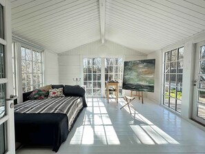 9 bedrooms, free WiFi