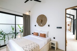 2 bedrooms, Egyptian cotton sheets, premium bedding, pillowtop beds - Villa Coco.Nuts (Canggu)
