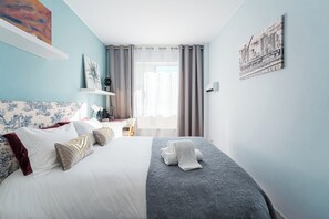 1 soverom, strykejern/-brett, reiseseng for barn og wi-fi