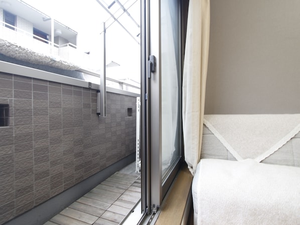 1 غرفة نوم ومكواة/لوح كي وواي فاي مجانًا وملاءات أسرّة