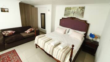 1 bedroom, iron/ironing board, WiFi, bed sheets