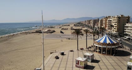 Appartement Terrasse vue Canigou Sans vis à vis Tout Confort Direct mer