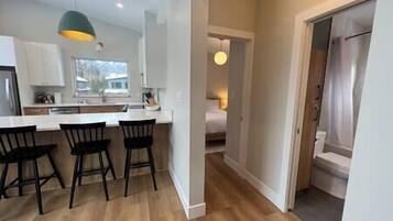 2 Schlafzimmer, Bügeleisen/Bügelbrett, kostenloses WLAN, Bettwäsche