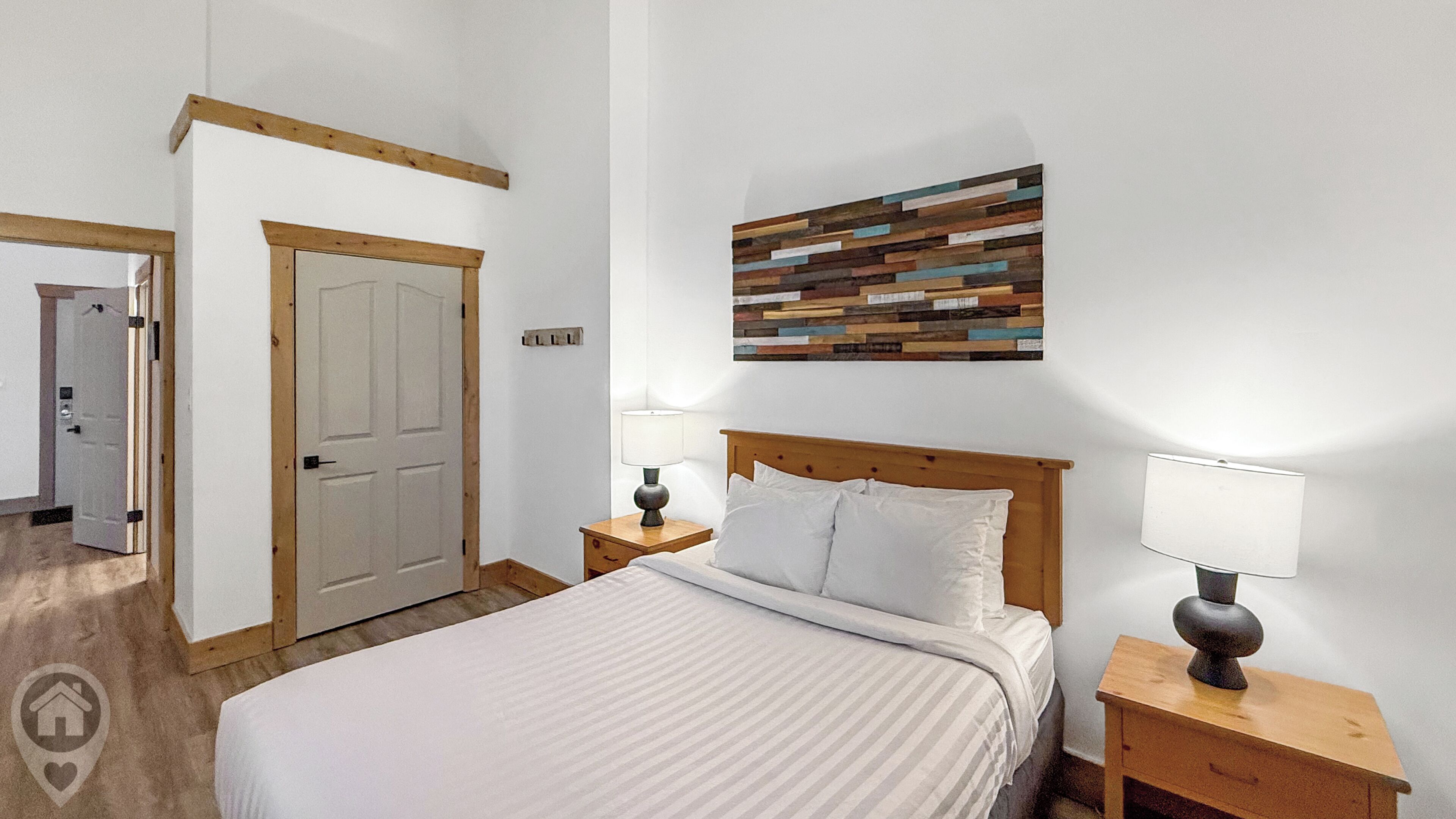 1 bedroom, iron/ironing board, WiFi (free), bed sheets