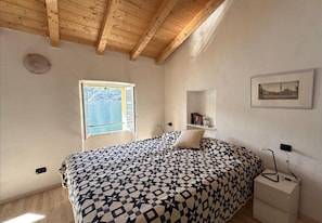 1 bedroom, iron/ironing board, WiFi, bed sheets - Casa Mia - Lake Como (Colonno)