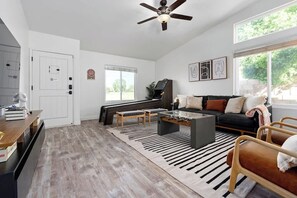 TV, fireplace, offices