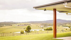 Property grounds - Big Sky Country Views  (Boyland)