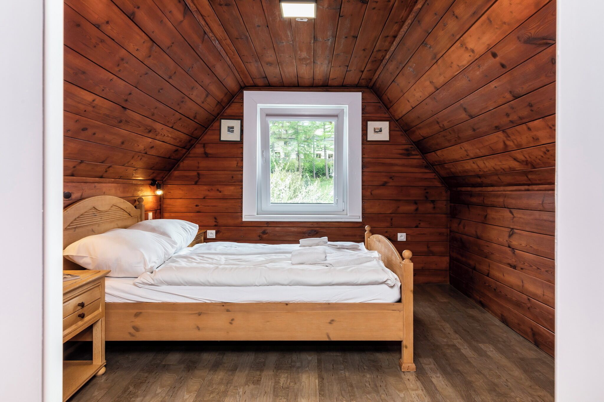 Comfort Apartment | Blackout drapes, soundproofing, free WiFi, bed sheets