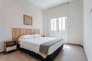 2 bedrooms, WiFi, bed sheets - w* | Functional 2BR w/ Balcony in Panama (Panamá)