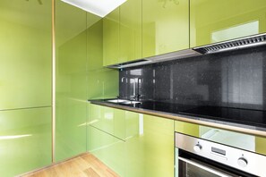 公寓 | 私人廚房 | 大型冰箱、爐台、洗碗機、電熱水壺