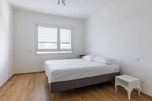 公寓 | 1 間臥室、筆電工作空間、免費無線上網、床單