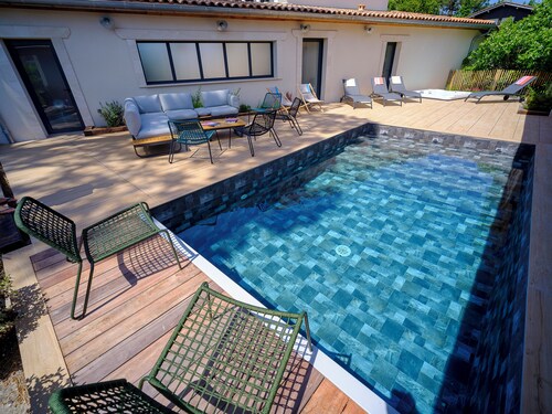 Villa familiale pour 16 avec piscine et spa à 50m de la plage