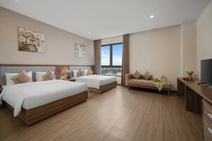 家庭雙床房, 1 間臥室, 城市景 | 迷你吧、房內夾萬、遮光窗簾/窗簾、隔音