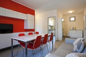 Living area - Linda 19 - Lido di Jesolo, Italy. Entire Housing (Lido di Jesolo)