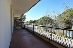 Property grounds - Linda 19 - Lido di Jesolo, Italy. Entire Housing (Lido di Jesolo)