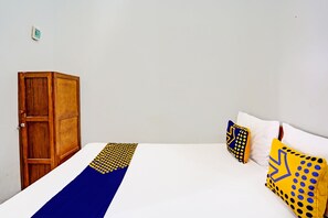 Free WiFi, bed sheets - Hotel O Kost Stan (Negeri Lama)