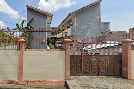 Exterior. Hotel O Kost Stan