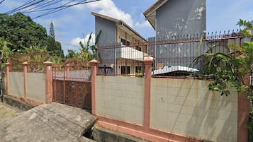 Bahagian luar