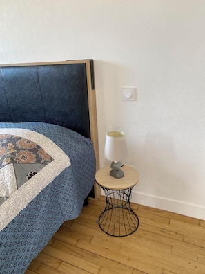 3 chambres, fer et planche Ă repasser, Wi-Fi, draps fournis