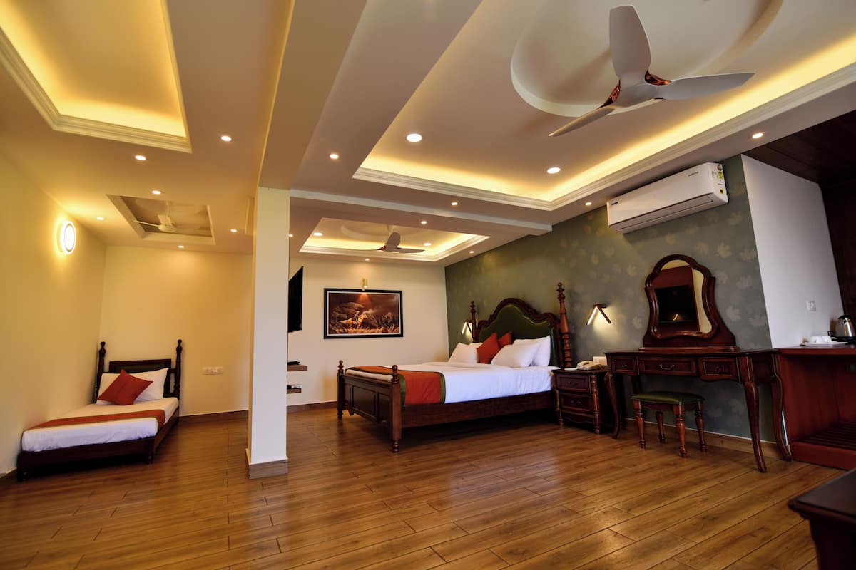 Premier Double Room | Select Comfort beds, soundproofing, bed sheets