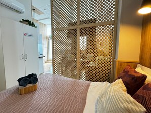 1 soverom, strykejern/-brett, wi-fi (inkludert) og sengetøy