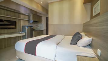 Free WiFi, bed sheets