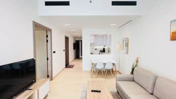 1 bedroom, iron/ironing board, bed sheets