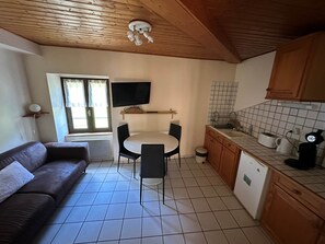 TV - Aurore - Appartement 3 Personnes (Saint-Martin-d'Uriage)