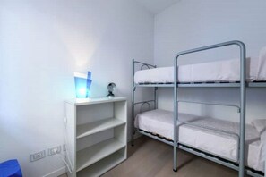 2 bedrooms - OLIVETI 1 - Lido di Jesolo, Italy. Entire accommodation (Lido di Jesolo)