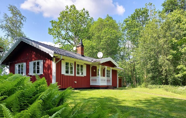 Exterior - 3 bedroom stunning home in ätran (Ätran)