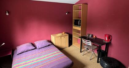 La petite maison chez JP. à proximité du stade et du parc eurexpo