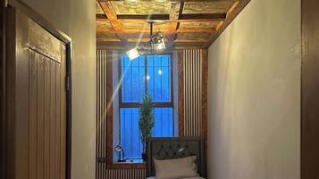 Basic Room | 1 bedroom, bed sheets