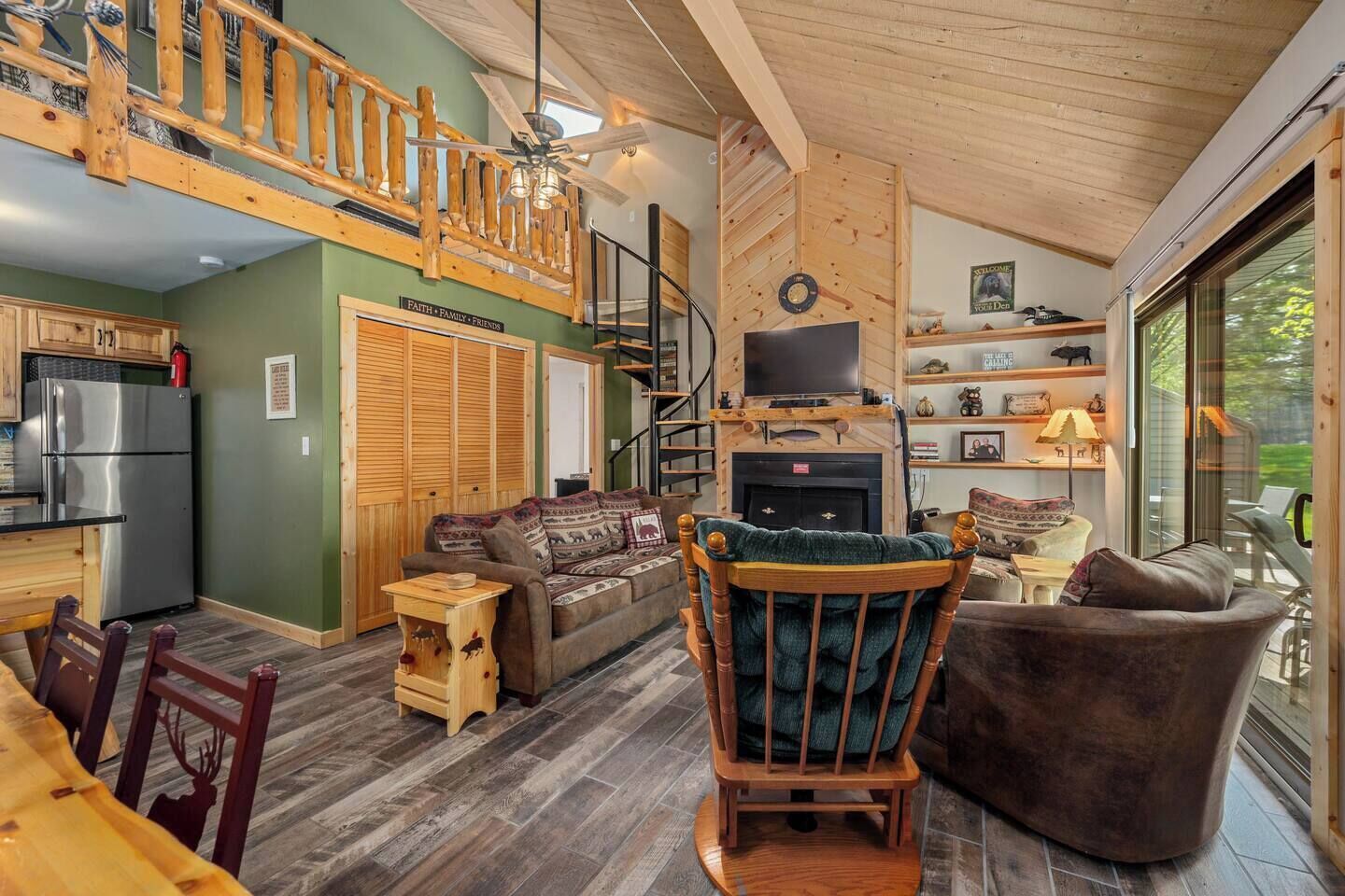 Smart TV, DVD player