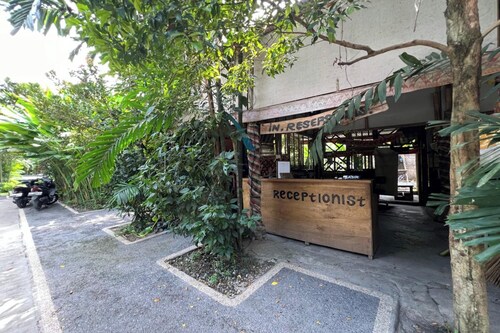 OYO 94014 The Sanya Homestay