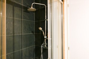 Dusche, Haartrockner