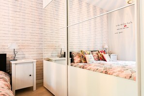 1 chambre, fer et planche à repasser, Wi-Fi gratuit