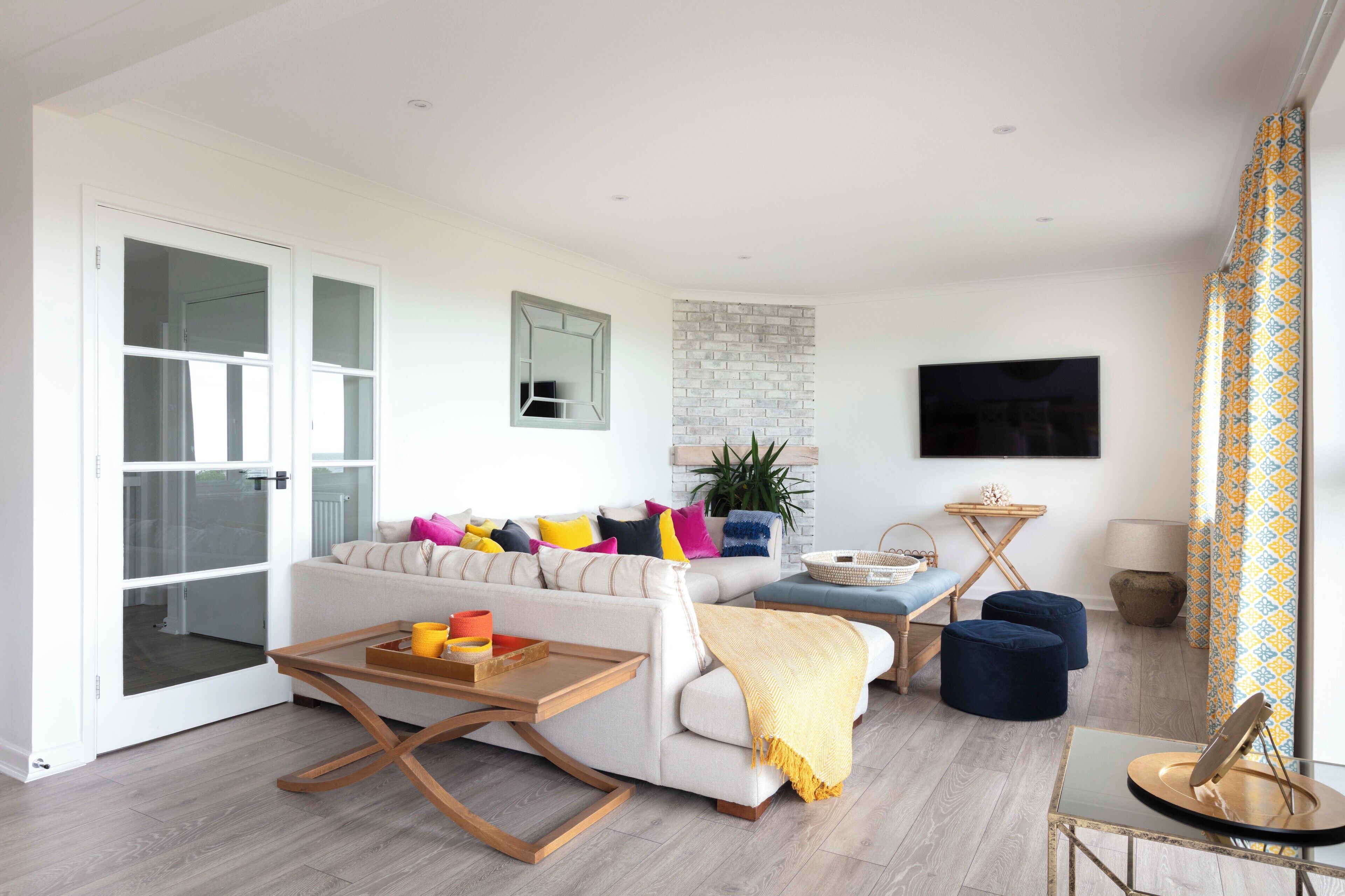New Property - Beachfront 4 Bedroom With Direct Access To The Beach - Bognor Regis