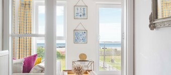 New Property - Beachfront 4 bedroom with direct access to the beach