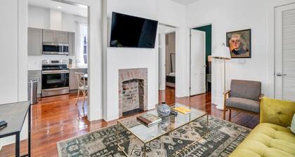 Hip & Stylish Magazine St. Apt | Balcony & Parking
