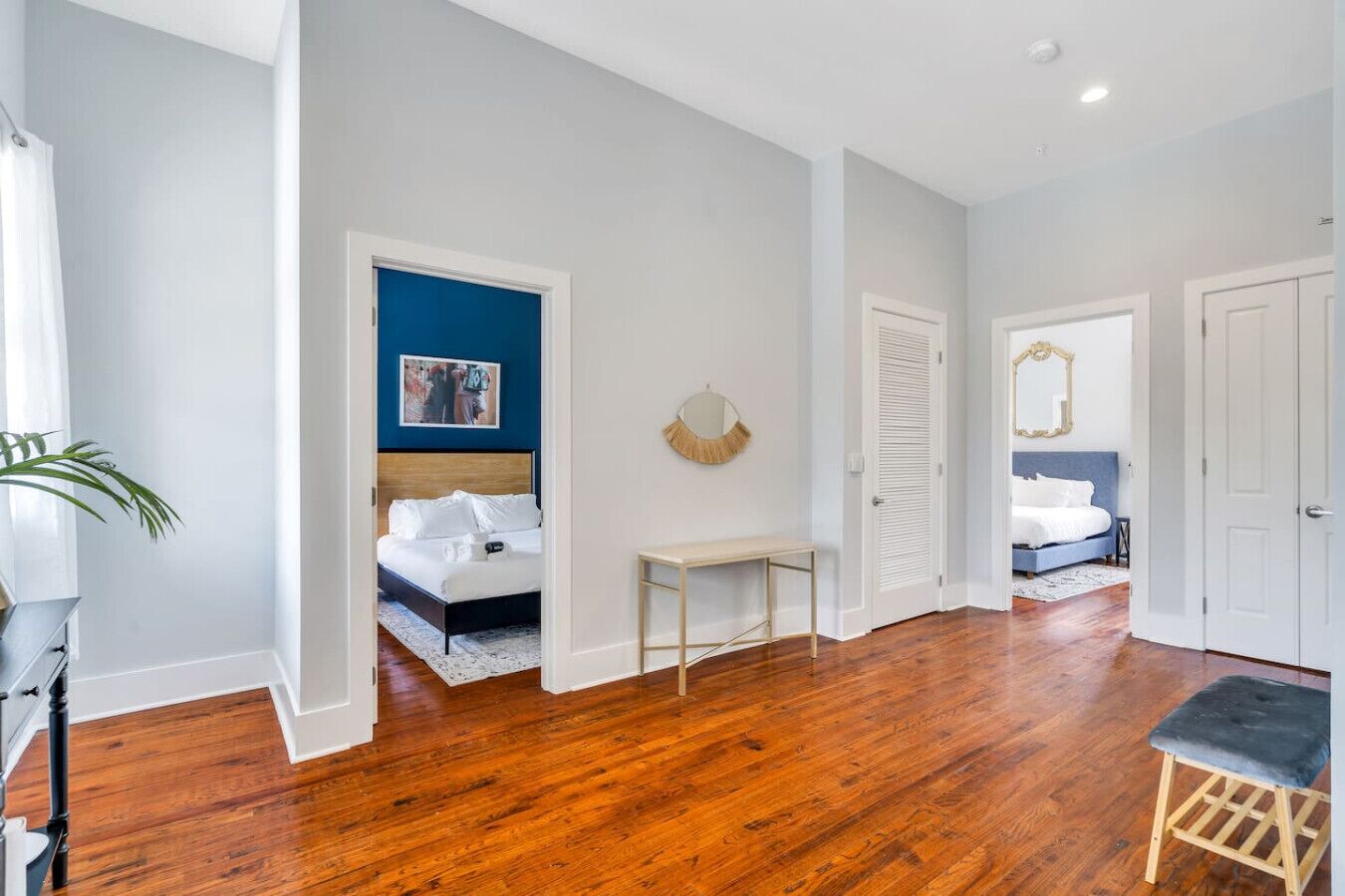 3 chambres, fer et planche à repasser, Wi-Fi, draps fournis