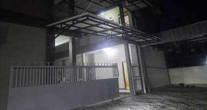 Hotel O Guest House Pak Eman