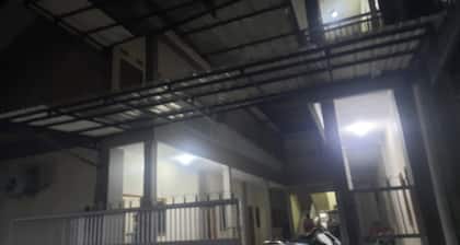 OYO 94021 Guest House Pak Eman
