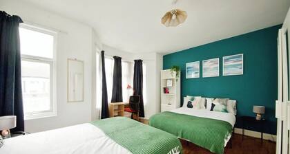 The Green Garden House -Stunning large house near Shopping centre, Finsbury Park