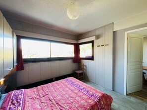 1 slaapkamer, reisbedje