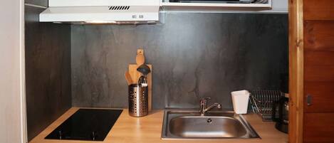 Réfrigérateur, micro-ondes