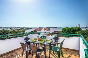 Villa (6 Bedrooms) | Außenbereich