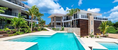 Luxury 2 bedroom property for rent in the Caribbean located on a resort, photo 20