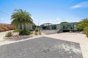 Property grounds - Villa Sea View Luxury (Vredenberg)